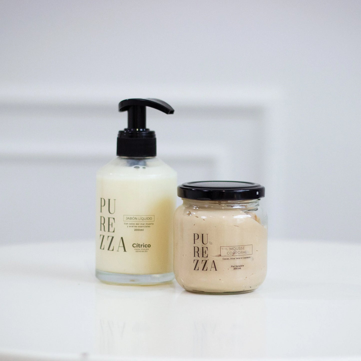 Jabón de 200 ml y mousse de 200 ml